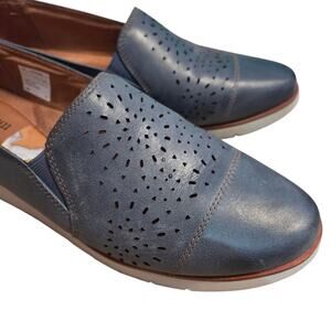 Cobb Hill Shoes Laci Gore Slip-on Loafers Perforated Leather Blue size 10